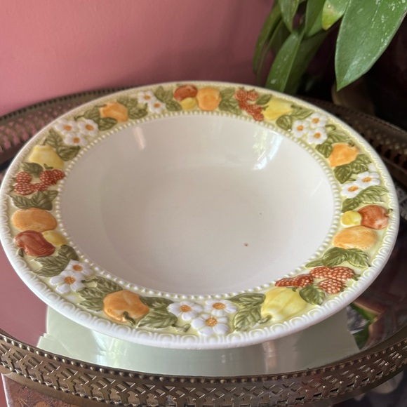1970's Metlox Poppytrail Della Robbia California Fruit Rim Pottery Serving Bowl - Picture 3 of 6